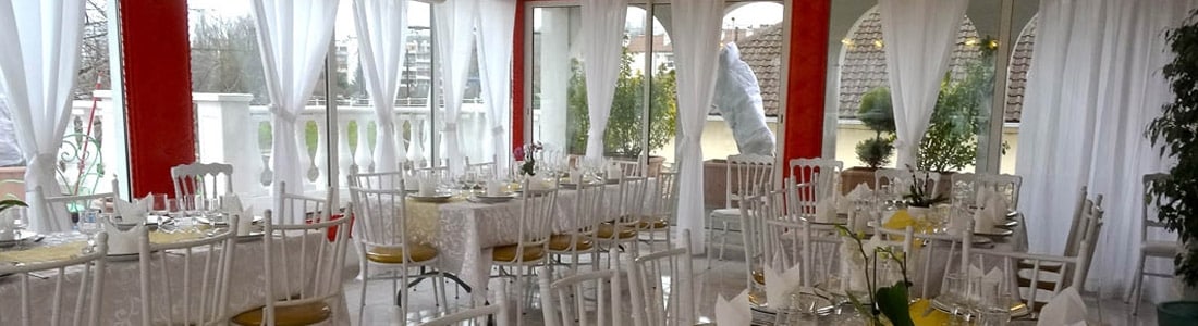 Une salle de de réception avec traiteur de 50 personnes avec terrasse et vue sur la Seine à Athis-Mons en Essonne proche Paris Une salle de de réception avec traiteur de 50 personnes avec terrasse et vue sur la Seine à Athis-Mons en Essonne proche Paris